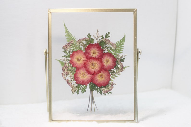 Gepresste Blumenrahmen, getrocknete echte Blumen, schwebender Rahmen, Gold, 22,5 x 17,5 cm