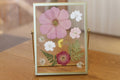 Goldener Schwimmrahmen mit gepressten Trockenblumen, 20,5 x 15,5 cm, Acryl