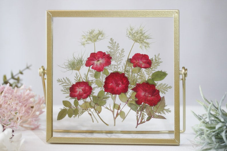 Gepresste Blumenrahmen Herbarium Rahmen Deko 15x15 cm Gold