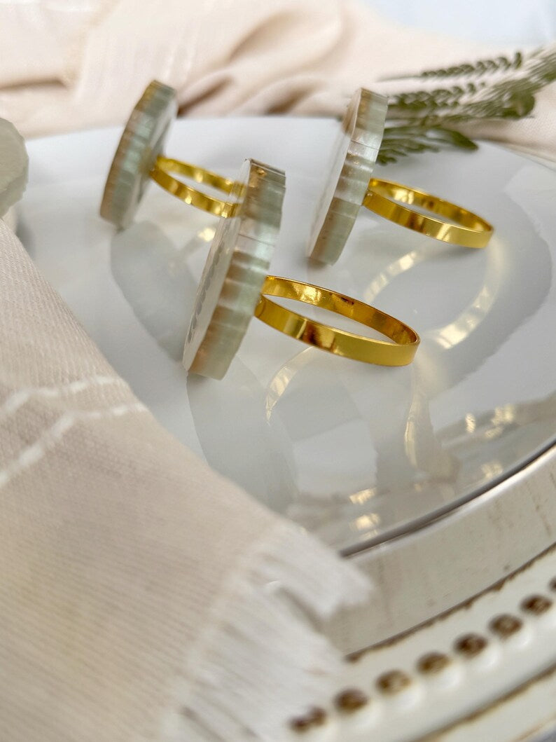 Goldene Serviettenringe mit gepressten Farnblättern, Hochzeitstisch-Dekoration, 4 cm