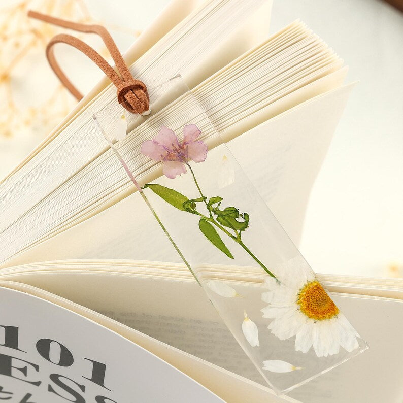Echte Blume Lesezeichen mit Lederquaste, handgefertigt, transparentes Harz