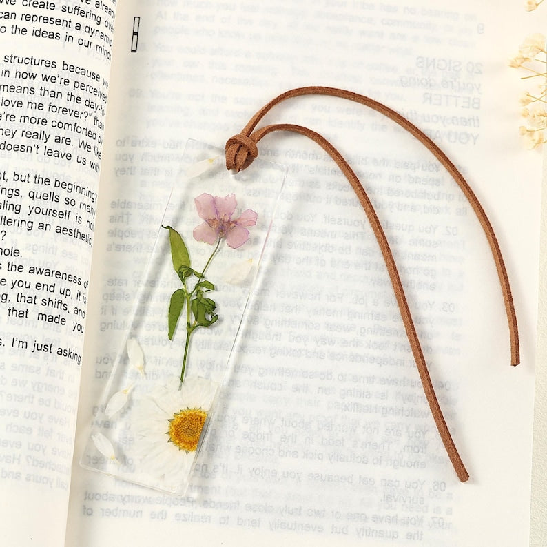 Echte Blume Lesezeichen mit Lederquaste, handgefertigt, transparentes Harz