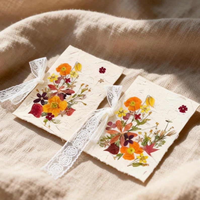 Gepresste Blumen Hochzeitskarte mit Blumenstrauß-Design, 15x20 cm, handgeschöpftes Papier, blanko oder mit Namen, Andenken Geschenk
