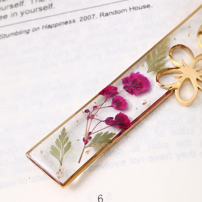 Geburtsblumen-Lesezeichen mit Initialen, handgefertigtes Harz-Lesezeichen, getrocknete Blumen, Geschenk für Bücherliebhaber und Lehrer