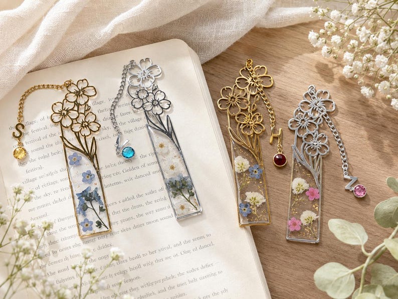 Lesezeichen mit Blumenmotiv aus Harz mit echten Trockenblumen, handgefertigt, für Bücherliebhaber, Lehrer, Studenten, Geschenk